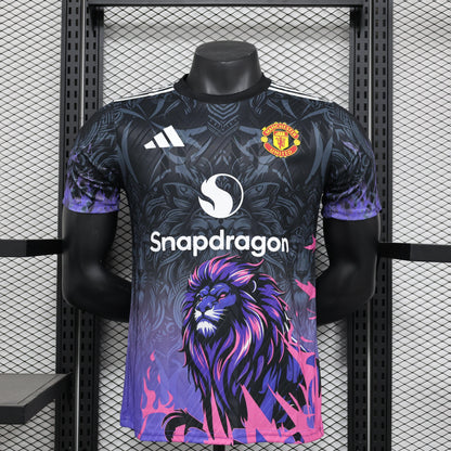 Manchester United “Force of Nature” special kit