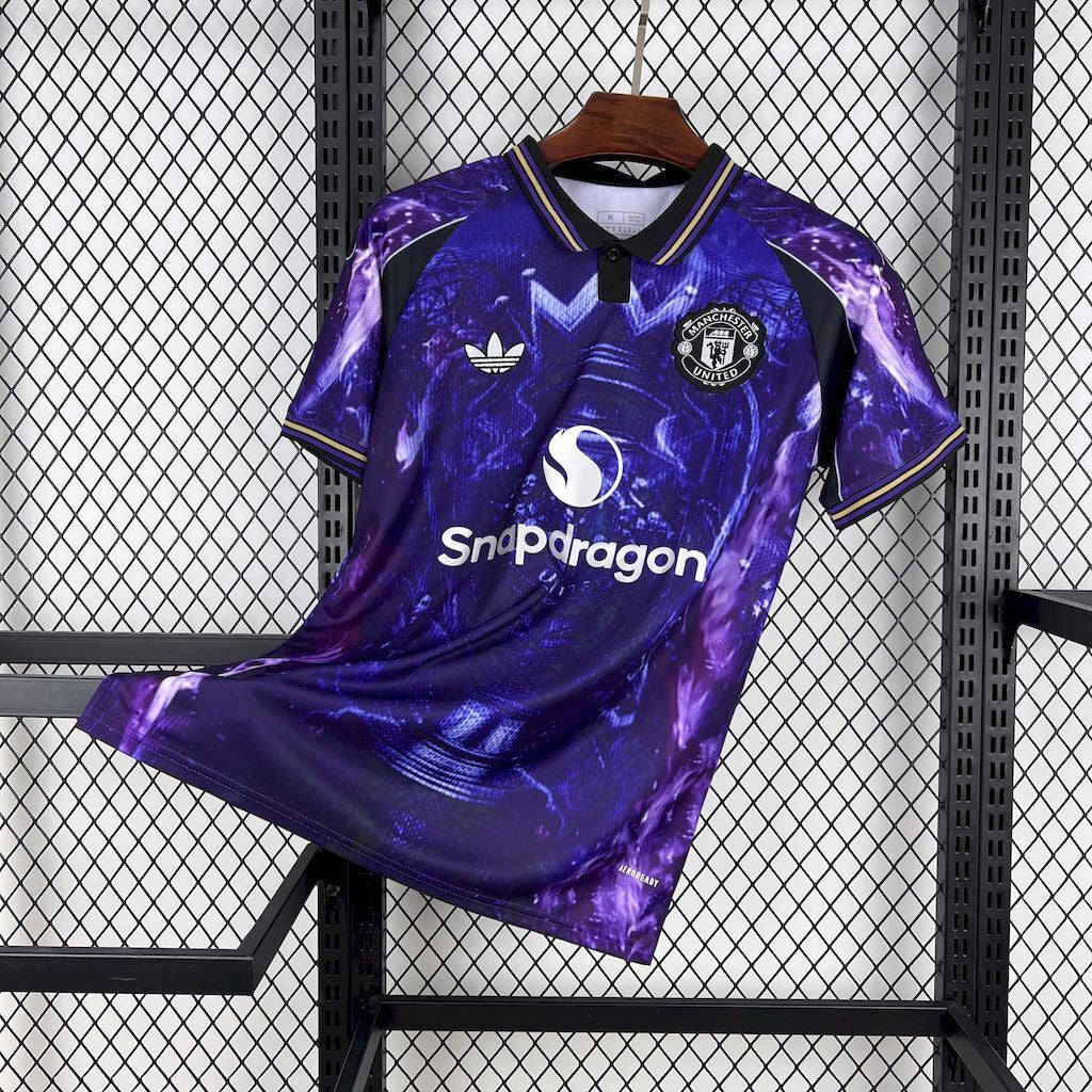 Manchester United “Nebula Night” Special Kit